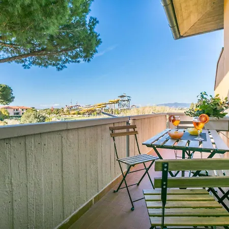 La Cecinese By Interhome *