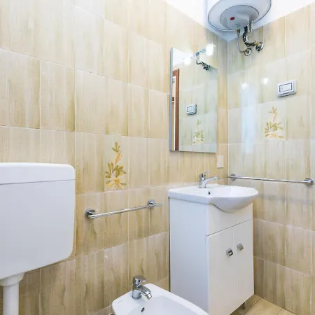 La Cecinese By Interhome Appartement Marina di Cecina