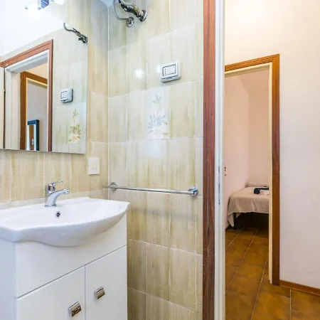 La Cecinese By Interhome *