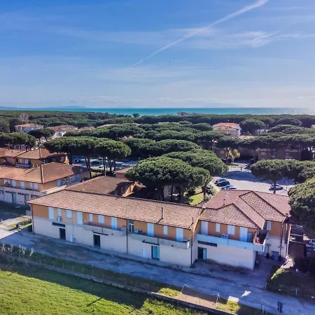 La Cecinese By Interhome * Marina di Cecina